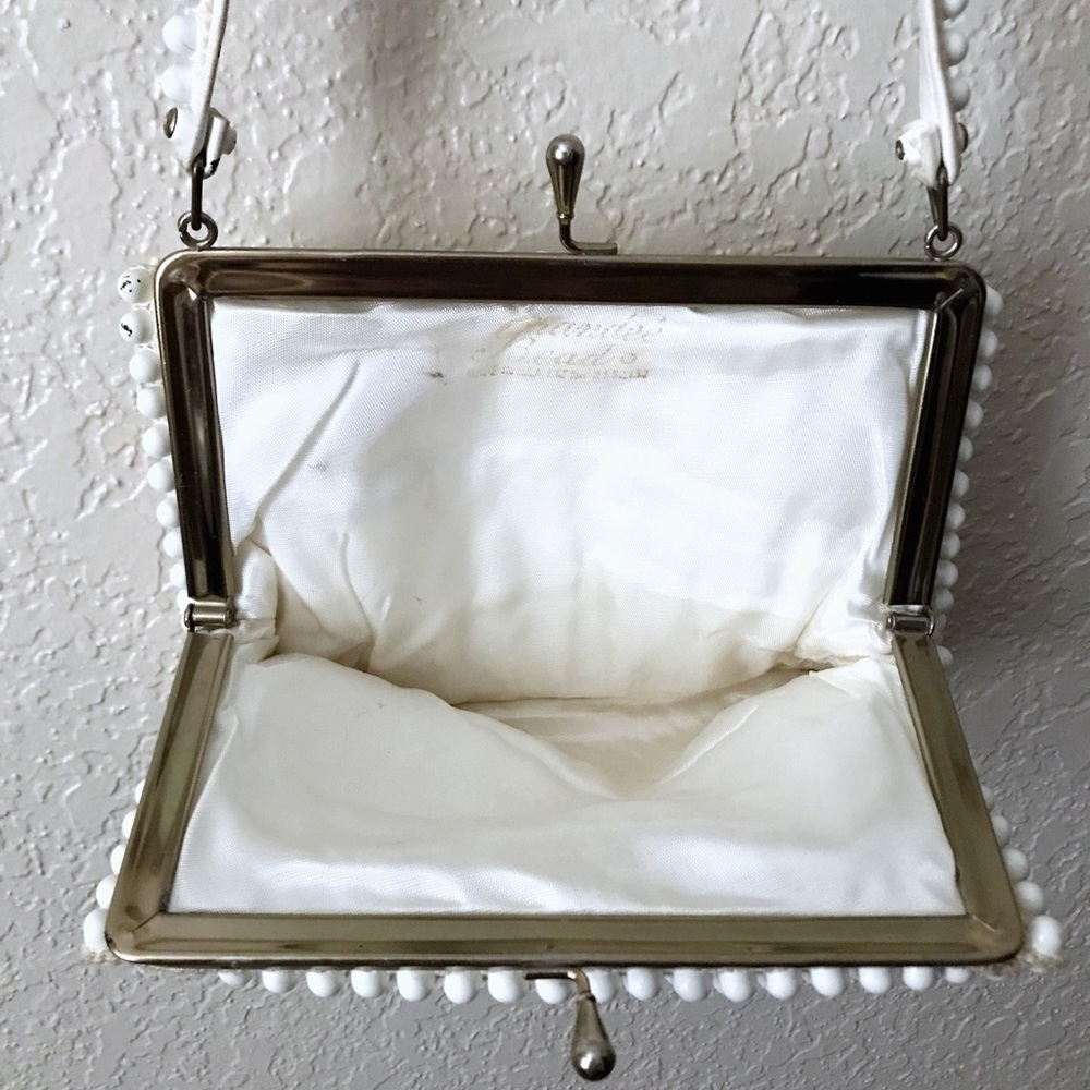 Vintage Pearl Purse - Picture 3 of 8